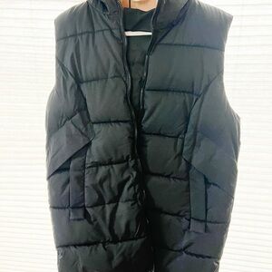 Women’s Black Puffer Vest